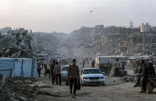Imagen Suman 70 muertos en Gaza por ataques israelíes este lunes; 98 más domingo