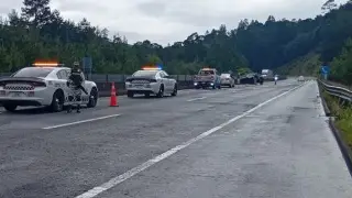 Imagen Hay cierre parcial de circulación en autopista de Veracruz; esta es la razón 