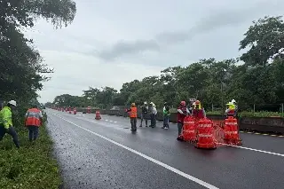 Imagen Reducción de carriles en la Cardel-Poza Rica por hundimiento
