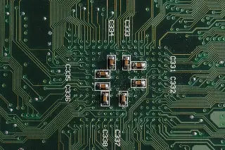 Imagen Jóvenes de Veracruz serán capacitados para diseñar semiconductores empleados para la tecnología