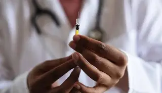 Imagen UNAM revela la importancia de la vacunación neutral en la infancia contra VPH