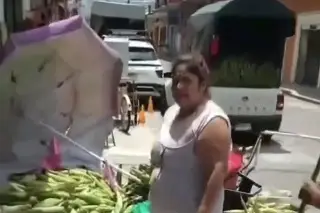 Imagen ‘Lady Elotes’: mujer es exhibida por tirar carro de vendedor en Misantla, Veracruz 