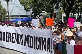 Imagen Queremos medicinas: se manifiestan en 4 estados para exigir abasto de medicamentos