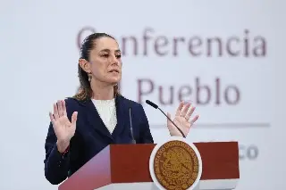 Imagen Sheinbaum niega vuelos de drones de la CIA sobre México; hace referencia al Himno Mexicano: “Y una soldada en cada hijo te dio”