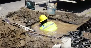 Imagen Cierre vial en bulevar Ruiz Cortines a esta altura. Tome precaución