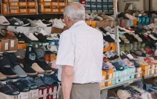 Imagen Ebrard anuncia 'freno' a importaciones de zapatos en México; van contra la competencia desleal