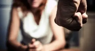 Imagen Las mujeres que sufren acoso en la pareja tienen más riesgo de padecer dolencias cardiacas: Estudio