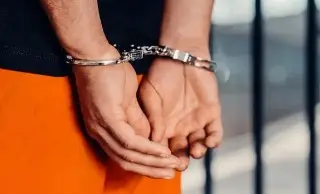 Imagen No descartan una tercera entrega masiva de narcotraficantes de México a EU 
