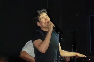 Imagen Uriel Vital sacude las emociones con concierto de canciones de despecho (+fotos)