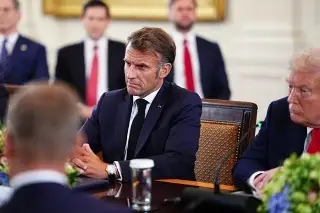 Imagen Europa debería estar en reunión trilateral entre Putin, Trump y Zelenski: Macron