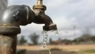 Imagen Colonias de Veracruz sufren falta de agua 