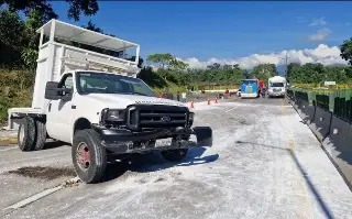 Imagen Cierre total en carretera de Veracruz por volcadura; hay un lesionado