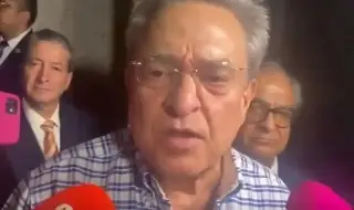 Imagen INE exonera a hermano de AMLO tras ser captado recibir dinero en sobres amarillos