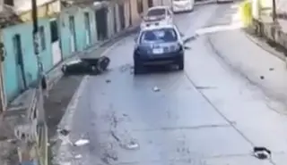 Imagen Accidente en Xico deja a motociclista gravemente herido tras invasión de carril