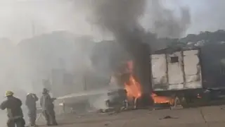 Imagen Incendio en complejo Pajaritos provoca pérdidas materiales (+Video)