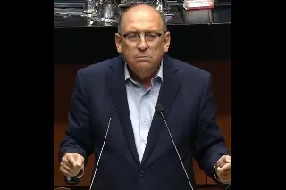 Imagen Denuncia Moreira que el Senado está cercado con granaderos 