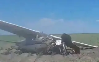 Imagen Deja un muerto desplome de avioneta en carretera de Tamaulipas