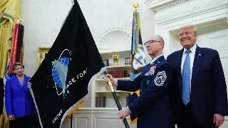 Confirma Trump traslado de cuartel del Comando Espacial de Colorado a Alabama