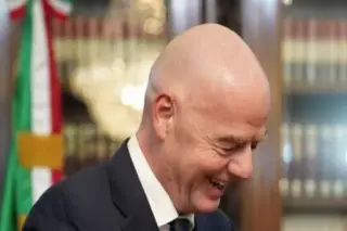 Imagen Estadio Azteca, un templo del fútbol, es como el Vaticano para un católico: Infantino