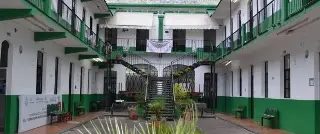 Imagen Fuga de gas provoca desalojo en escuela de bachilleres de Xalapa