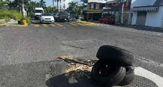 Imagen Reportan socavón en el floresta