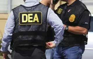 Imagen DEA detiene a más de 600 vinculados a cartel mexicano, en diversos países