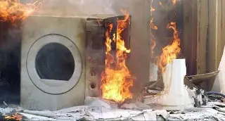 Imagen Profeco alerta por riesgo de incendios a propietarios de 556 secadoras de ropa