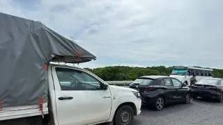Imagen Tome precauciones, hay cierre parcial en carretera de Veracruz 