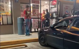 Imagen Asalto armado a tienda de conveniencia en Fortín deja un lesionado