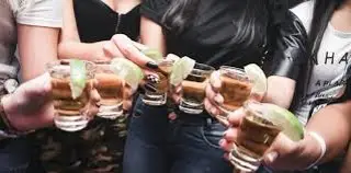¿Que las mujeres consumen más alcohol desde la pandemia?