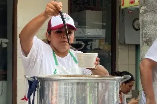 Con música y sabor, así se vivió el Festival de los Antojitos y la Pozoliza del Puerto en Veracruz 