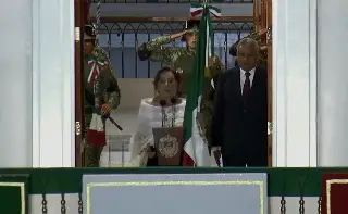 Imagen Viva nuestra soberanía nacional: Rocío Nahle da su primer Grito de Independencia en Xalapa