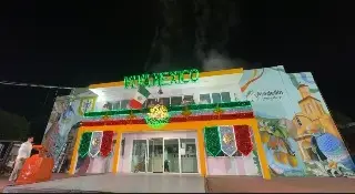 Con fuegos artificiales, así se vivió el Grito de Independencia en Medellín de Bravo 