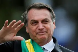 Bolsonaro deja temporalmente prisión domiciliara por emergencia médica