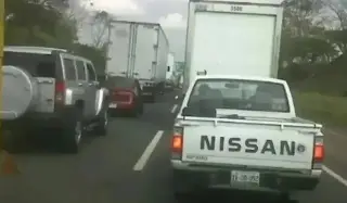 Hay cierre de circulación en autopista de Veracruz; tome sus precauciones 