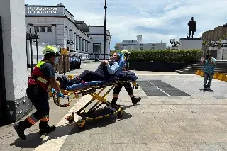 Imagen Simulacro de sismo en Asipona Veracruz; una persona herida y otra rescatada