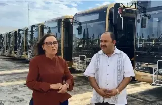 Imagen Nahle supervisa camiones Ulúa que circularán en Veracruz - Boca del Río 