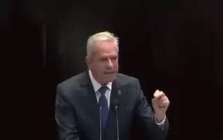 Imagen Diputado del PAN afirma que gobierno federal no combate al crimen sino lo encabeza 