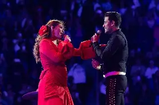 Imagen Yuridia lanza 'Monumental' producción y canción a dueto con Carlos Rivera (+video)