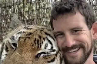 Imagen Tigre ataca y mata a su entrenador durante un espectáculo (+Video)