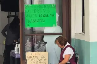 Imagen Continúa el retraso en pago de salarios de trabajadores de limpieza de hospitales en Veracruz