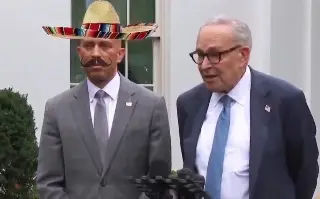 Imagen Así se burló Trump del líder demócrata en la Cámara de Representantes (+Video)