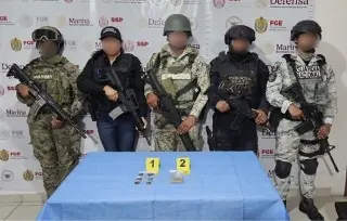 Imagen Aseguran 2 ziploc con dr0ga tras despliegue de fiscales, peritos, ministeriales y fuerzas federales: Fiscalía 