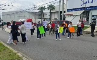 Imagen Trabajadores paralizan Hospital General Córdoba