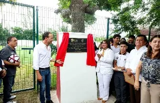 Imagen Así festejaron los 50 años de la fundación del CBTIS 79 en Boca del Río 