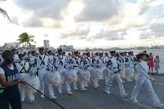 Imagen De esta manera será el desfile de la Armada en Veracruz; aquí los detalles