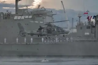 Imagen Simularán incendio en el Puerto de Veracruz, en el Desfile de la Armada