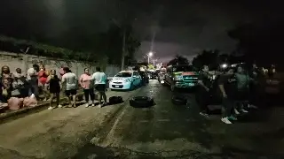 Imagen Para exigir localización de hombre privado de su libertad, bloquean carretera en Poza Rica, Veracruz 