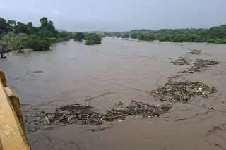 Imagen UV pide apoyo para comunidad universitaria afectada por inundaciones en Poza Rica