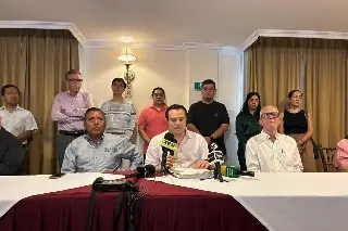 Hartos de los apagones: exigen saber por qué no han cambiado cableado eléctrico del centro de Veracruz